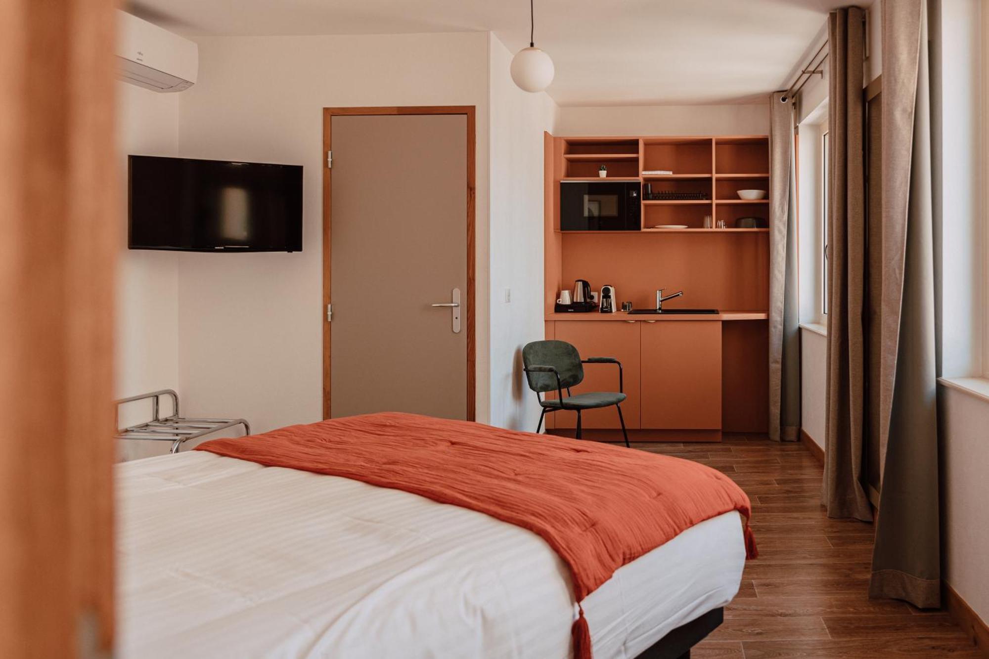 Mage Hotels - Hotel La Grenette Roanne Exteriör bild