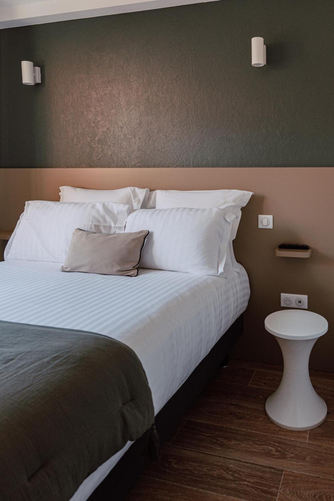 Mage Hotels - Hotel La Grenette Roanne Exteriör bild